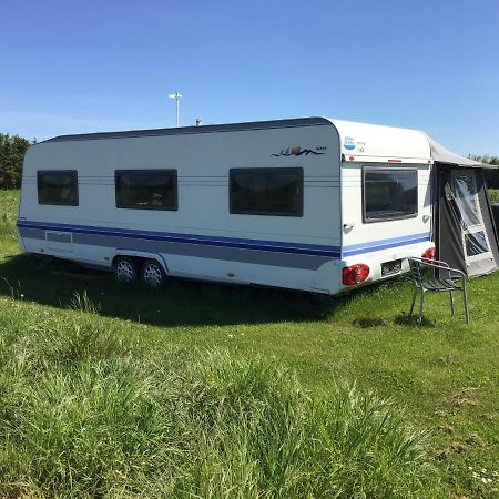 ホテル Tommys Bondegards Ferie Løkken エクステリア 写真